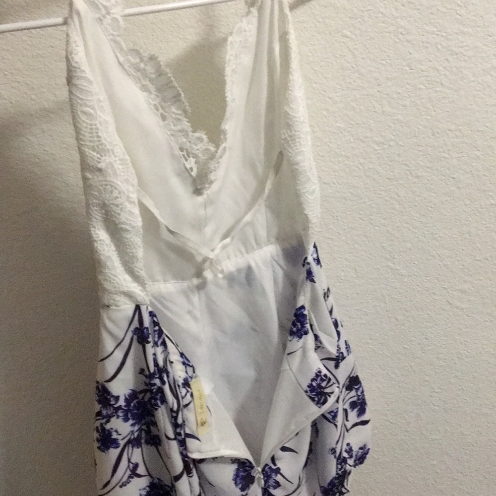 Romper - Picture 2 of 2